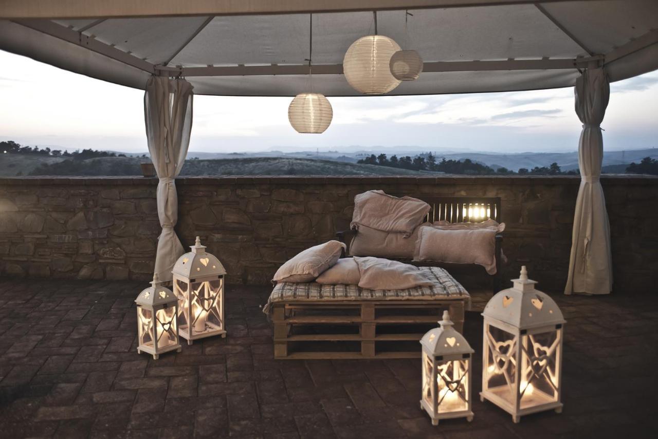 Agriturismo Santa Vittoria Volterra Ngoại thất bức ảnh