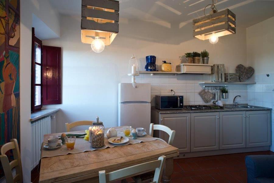 Agriturismo Santa Vittoria Volterra Ngoại thất bức ảnh