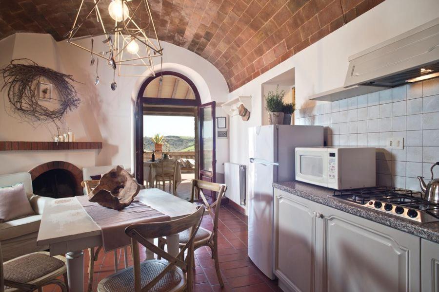 Agriturismo Santa Vittoria Volterra Ngoại thất bức ảnh