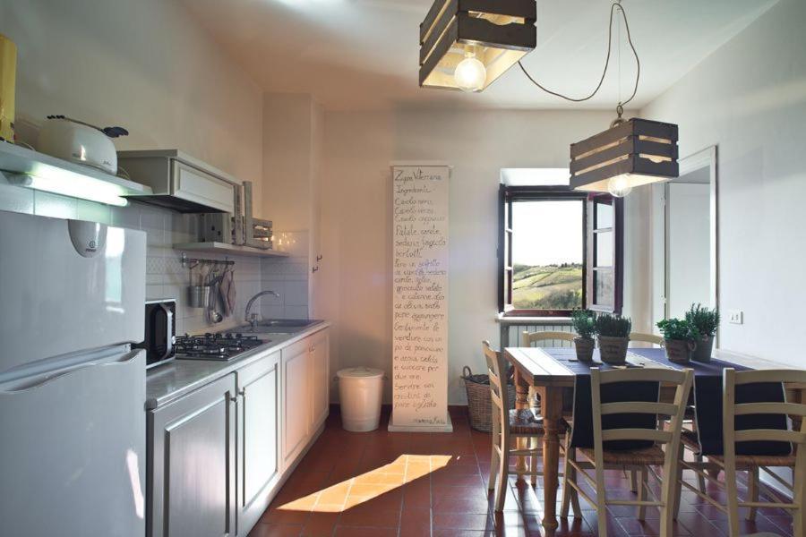 Agriturismo Santa Vittoria Volterra Ngoại thất bức ảnh